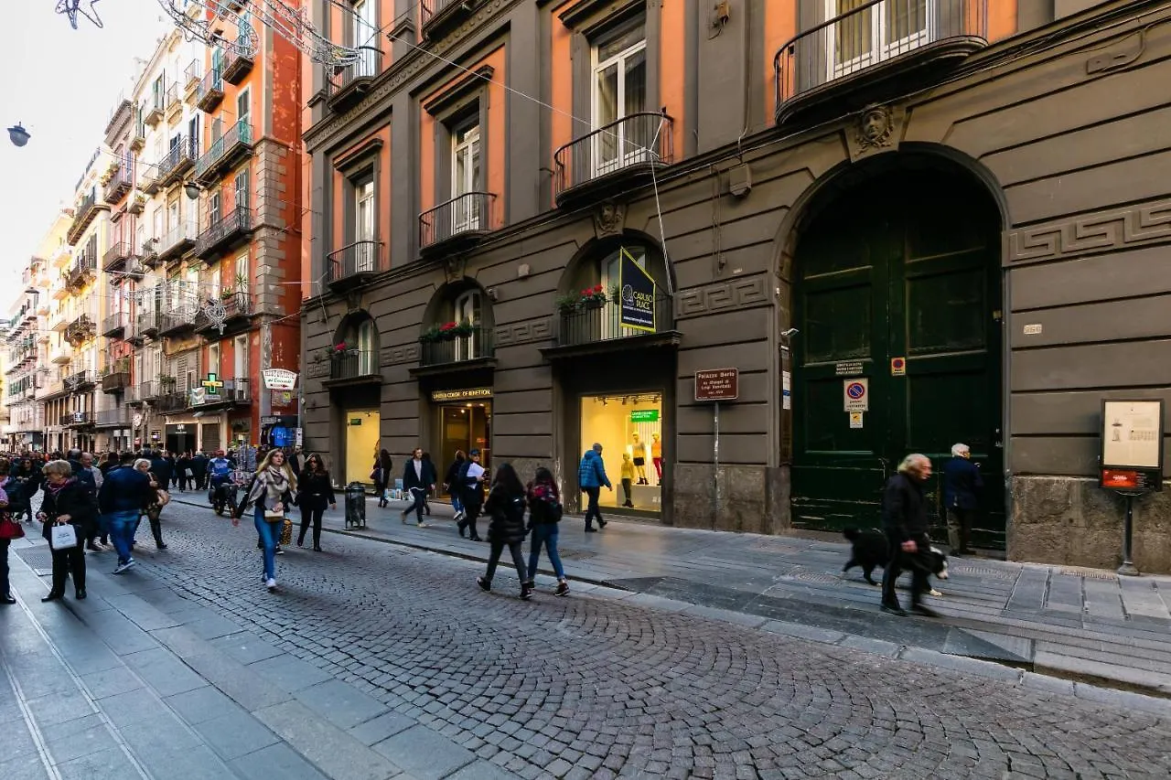 Appartamento A Palazzo Berio Nápoly